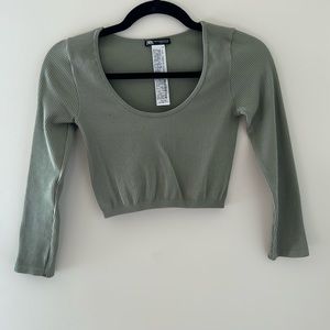 zara ribbed green cropped long sleeve